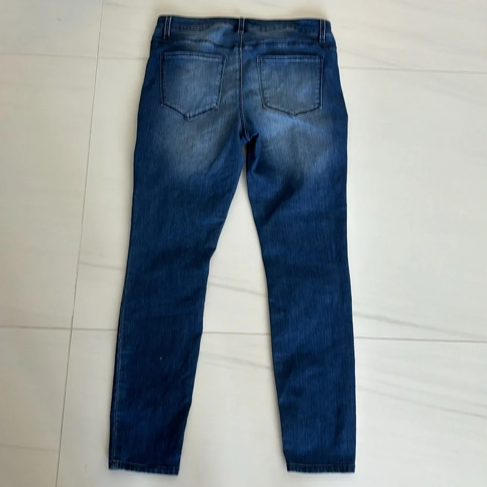 Design Lab Jeans - Picture 2 of 3